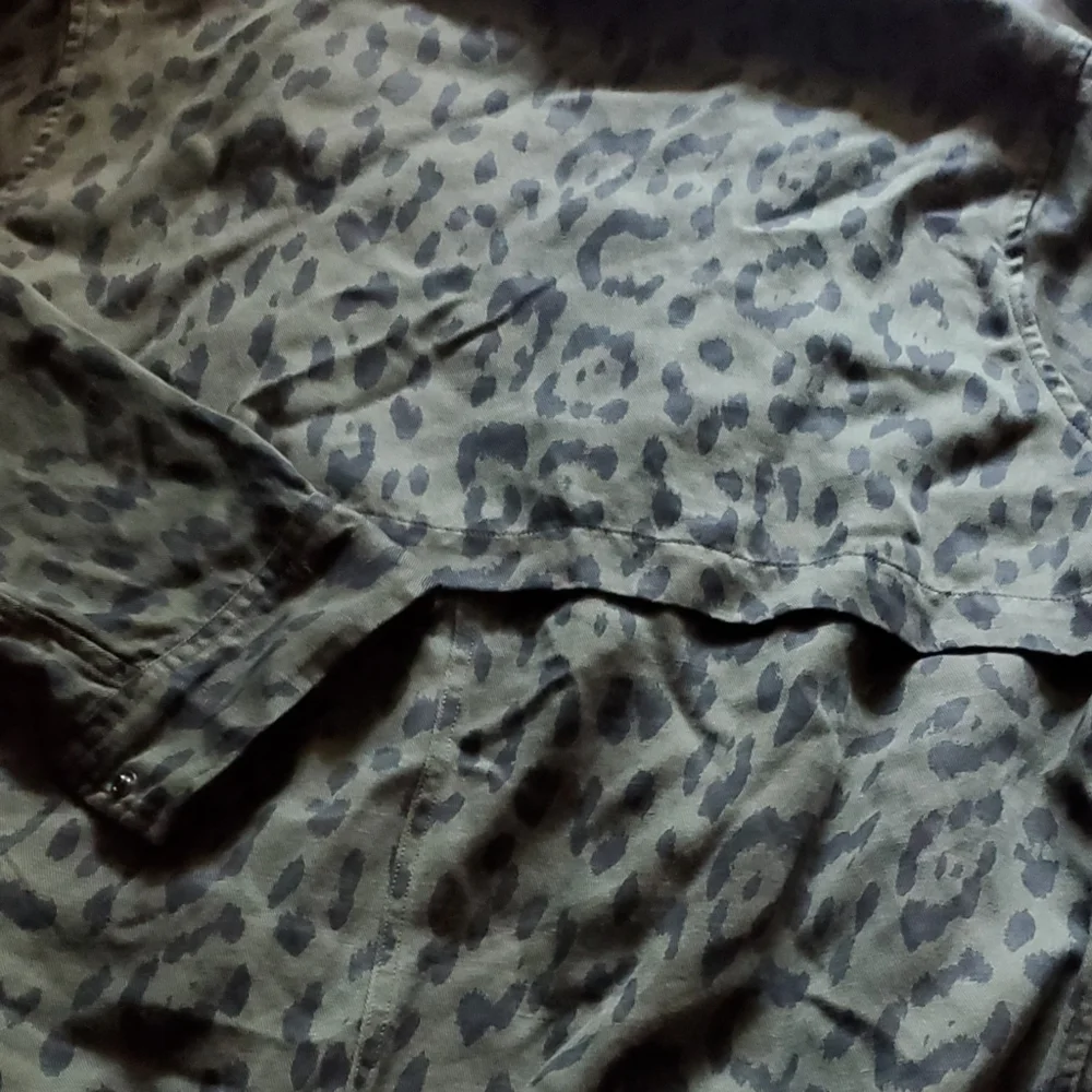 Cheetah 🐆 Utility Jacket - Picture 5 of 8